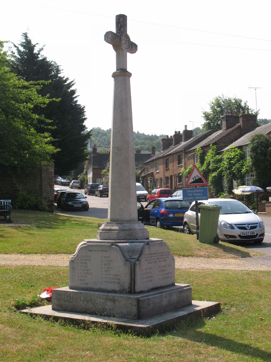 Bow Brickhill - War Memorials Online