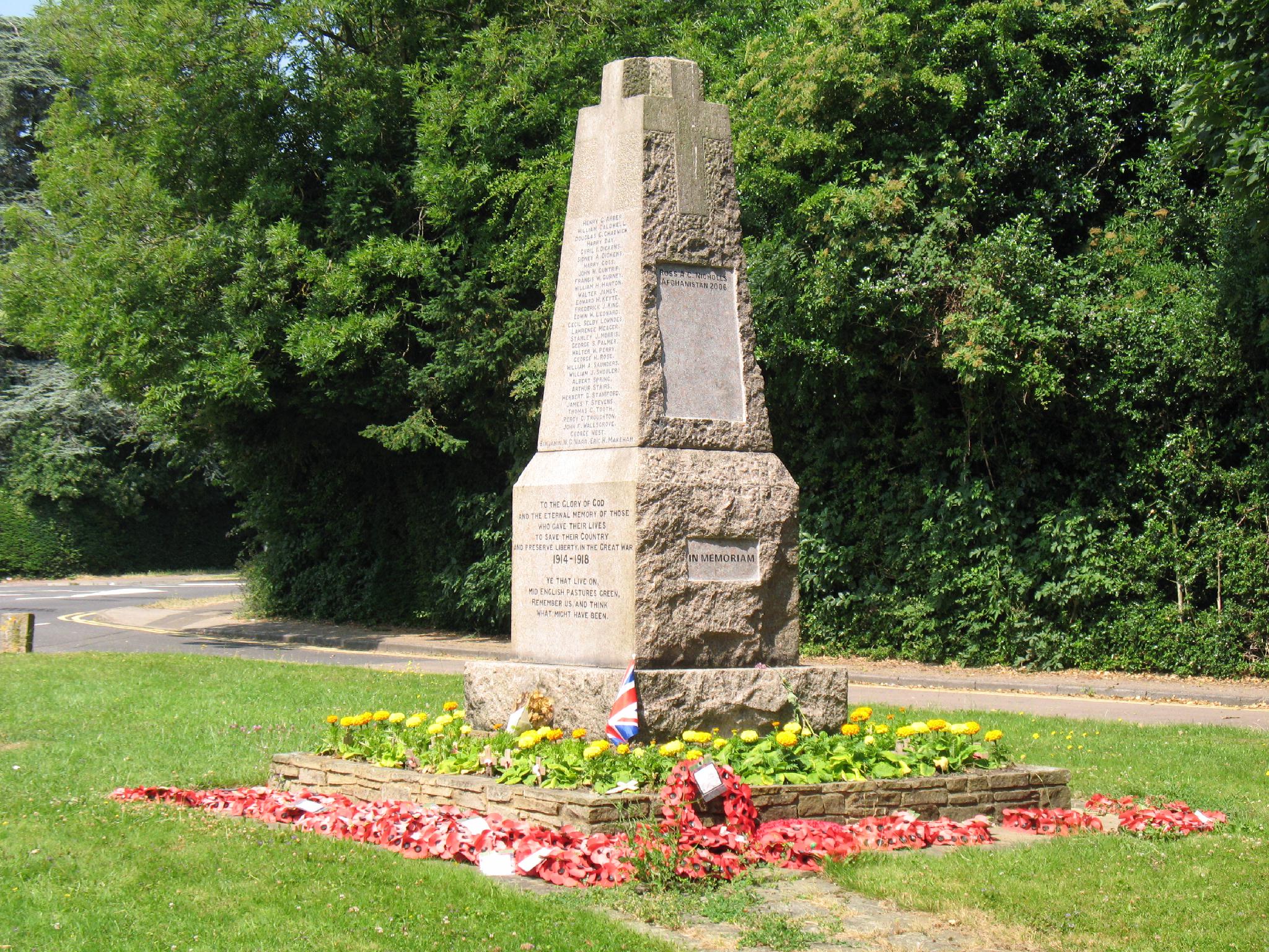 Old Bletchley War Memorial - War Memorials Online