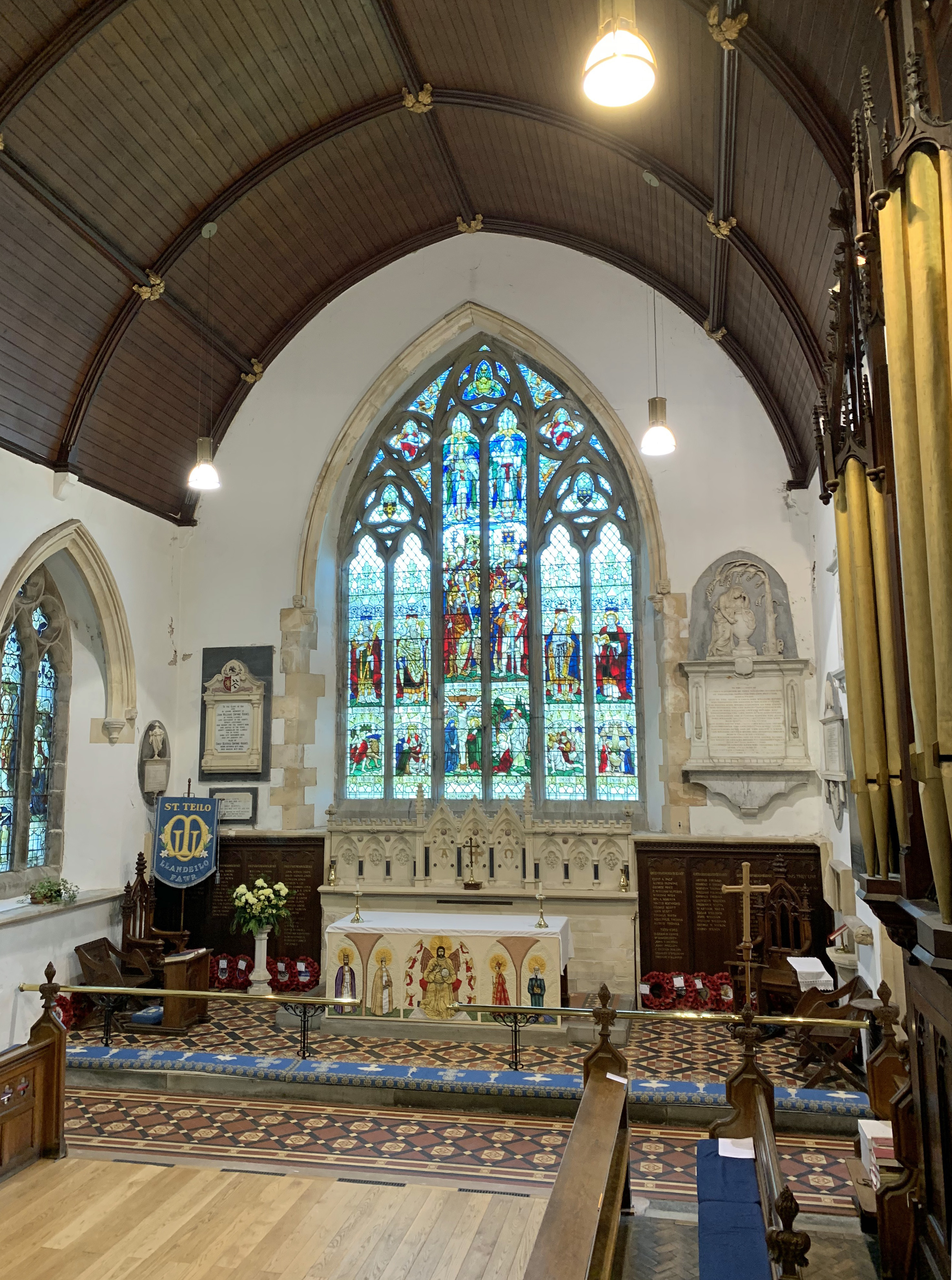 Llandeilo Parish Church - War Memorials Online