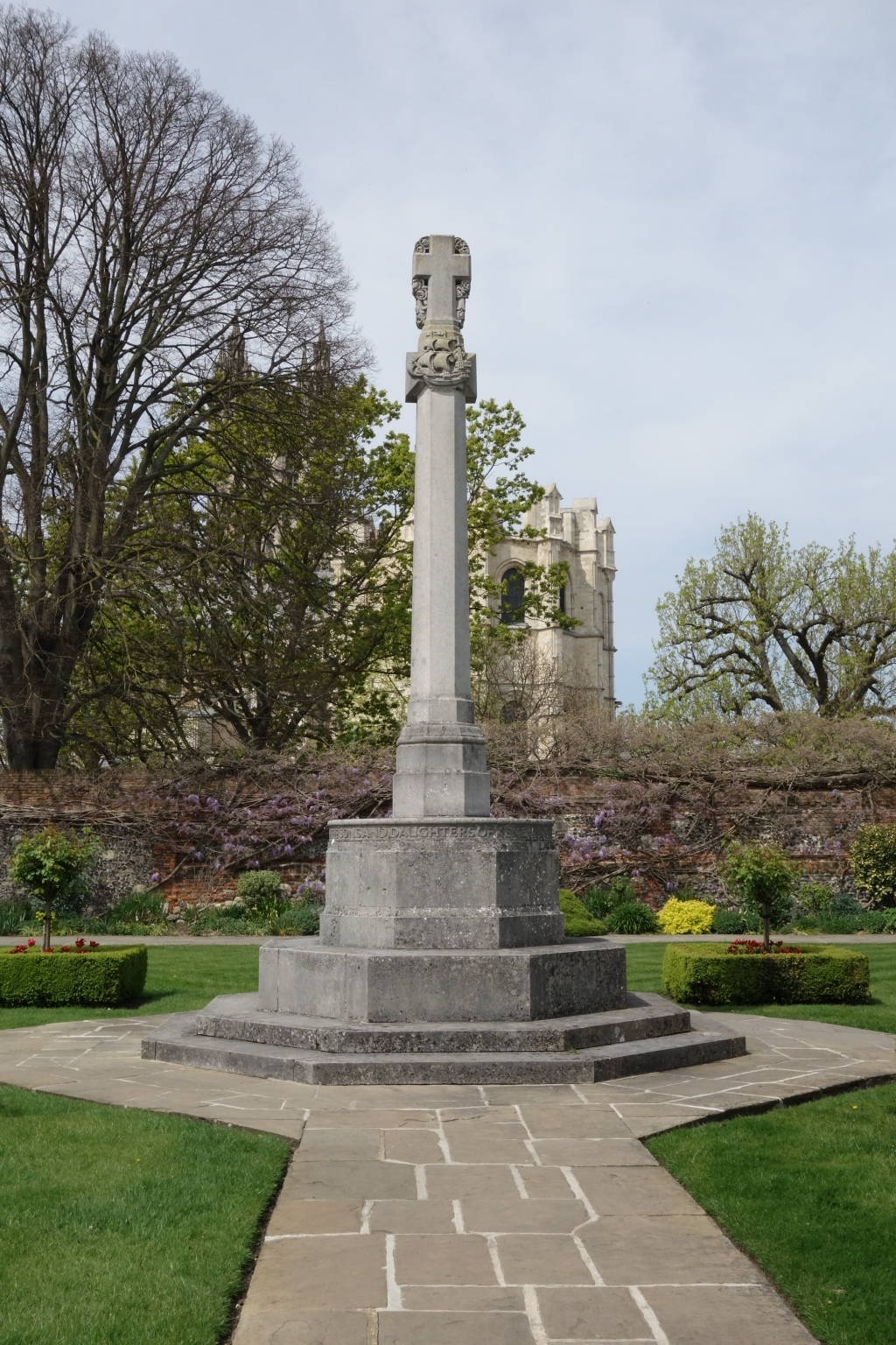 COUNTY OF KENT WAR MEMORIAL - War Memorials Online