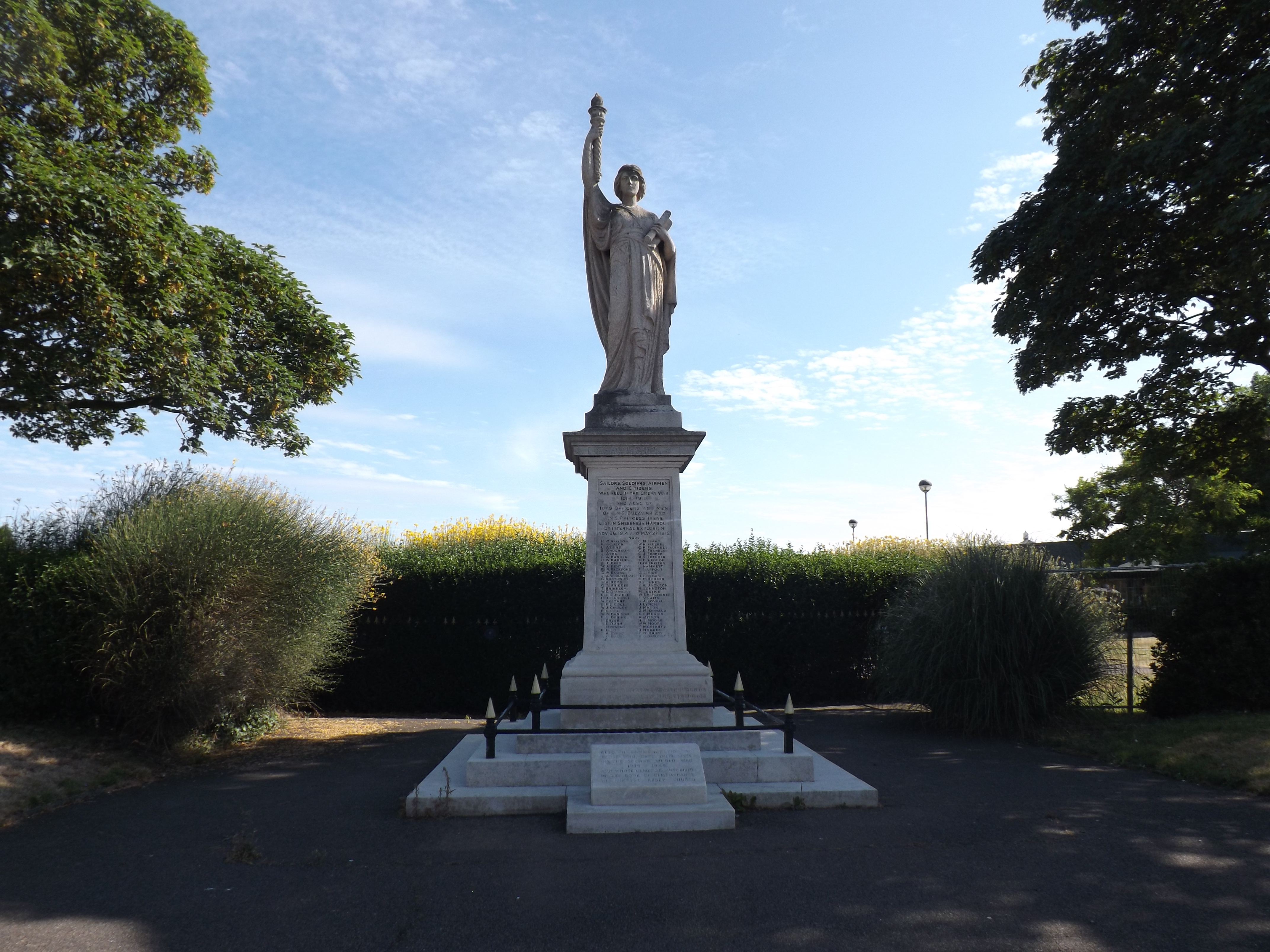 Sheerness War Memorials Online   596333faa9f7e SHEERNESS,%20KENT%200002%20(07 07 2017).JPG