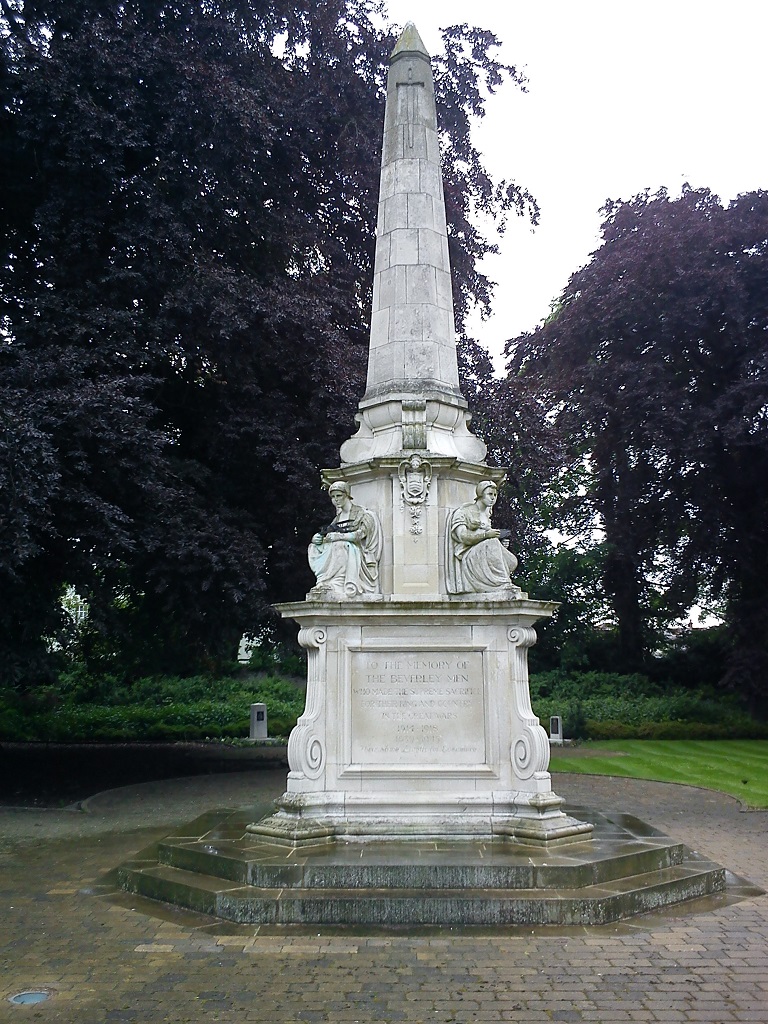 Beverley town war memorial (Hengate) - War Memorials Online