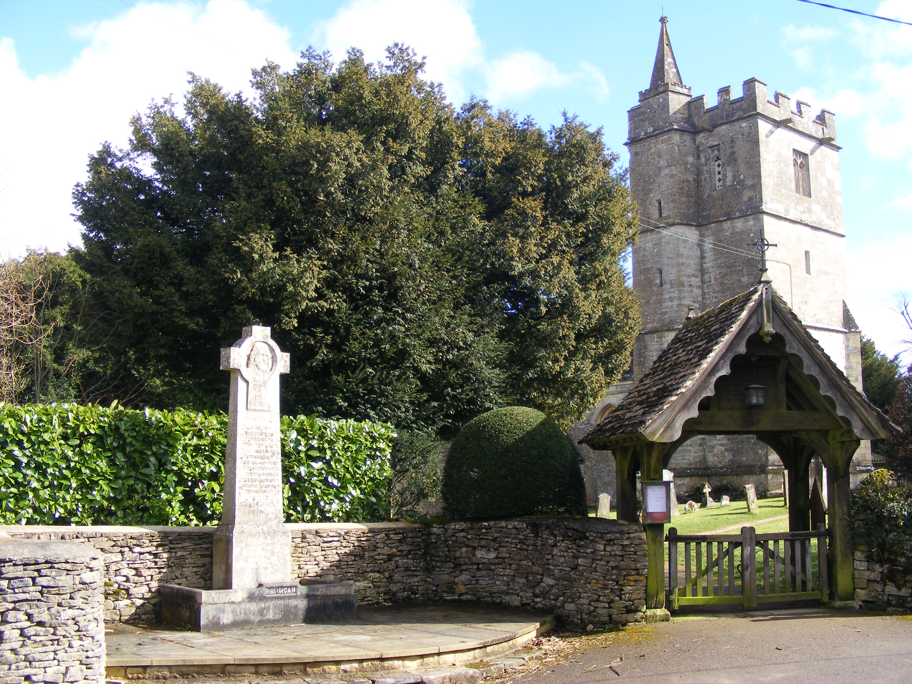 Kingscote - War Memorials Online